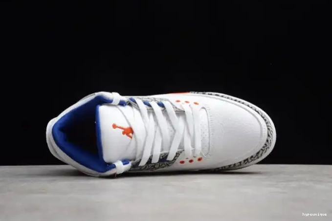 HYPE Air Rivals' 3 'Knicks Retro Jordan 136064-148 0524